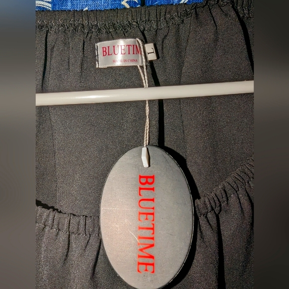 Off the shoulder blouse - Picture 1 of 4